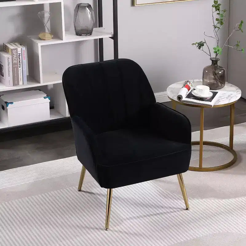 Fauteuil d'appoint en velours Mid-Century avec pieds en bois doré