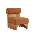 Fauteuil Boucle avec dossier roulé et base en bois massif